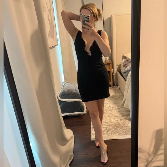 Elegant Black Studded Women's Body con Cleavage Dress - Picture 2 of 16